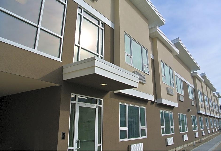 Econo Lodge Inn & Suites Kelowna Eksteriør billede